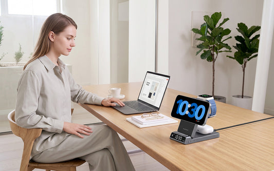 Qi2.2 25W Arrives at the Desk: Building a Certified Multi-Device Charging Hub for 2026